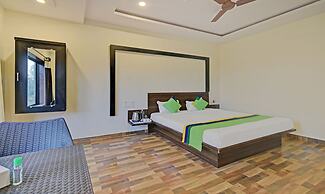 Treebo Paradise Inn, Panchgani