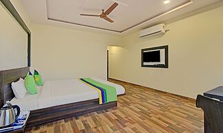 Treebo Paradise Inn, Panchgani