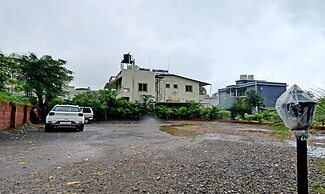 Treebo Paradise Inn, Panchgani