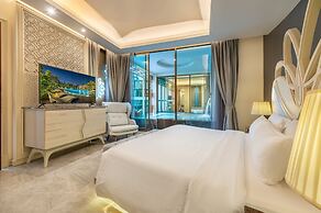 Phukalini Luxury Pool Villa & Onsen