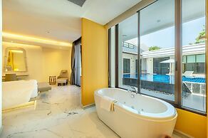 Phukalini Luxury Pool Villa & Onsen