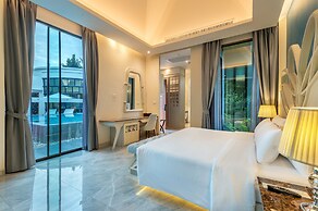 Phukalini Luxury Pool Villa & Onsen