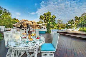 Phukalini Luxury Pool Villa & Onsen