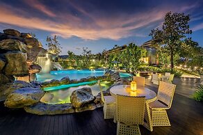 Phukalini Luxury Pool Villa & Onsen