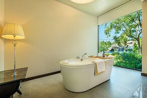 Phukalini Luxury Pool Villa & Onsen