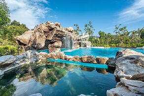 Phukalini Luxury Pool Villa & Onsen