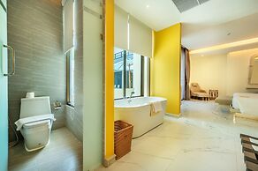 Phukalini Luxury Pool Villa & Onsen