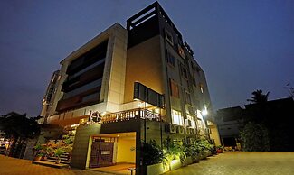 Treebo Lazystay Grand Patia