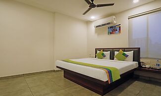 Treebo Lazystay Grand Patia