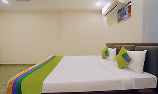 Treebo Lazystay Grand Patia