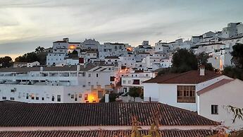 Charming House in Alcala De Los Gazules