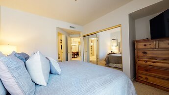 Silver Bear 21 Updated, Light and Bright, Walk to Canyon Lodge and Gon