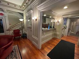 Powell Place at Nob Hill