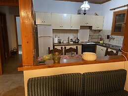 Cosy Calm Cottage in Olive Trees With sea View