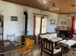 Cosy Calm Cottage in Olive Trees With sea View