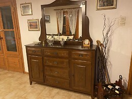 Cosy Calm Cottage in Olive Trees With sea View