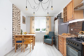 Retro Apartment Zamoyskiego by Renters