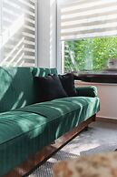 Retro Apartment Zamoyskiego by Renters