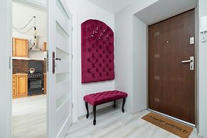 Retro Apartment Zamoyskiego by Renters