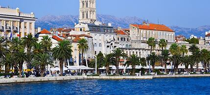 Impeccable 1-bed Apartment in Center of Split