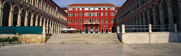 Impeccable 1-bed Apartment in Center of Split