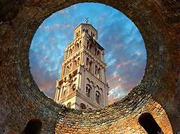 Impeccable 1-bed Apartment in Center of Split