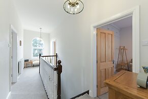 Borrowfield Lodge