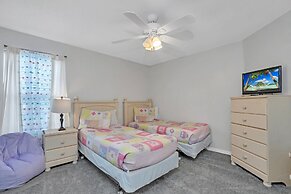 Huge and Modern Home, Only 12 Miles From Disney! #6wr338