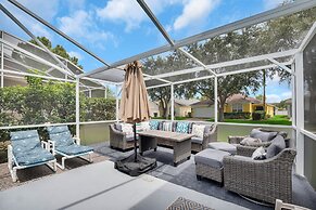 Huge and Modern Home, Only 12 Miles From Disney! #6wr338