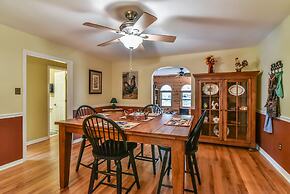 Creekside Cottage Star 5 Vacations