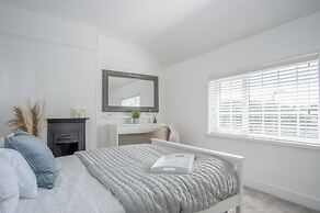 Newell Hill Cottage - 3 Bedroom - Tenby