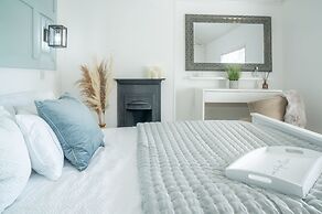 Newell Hill Cottage - 3 Bedroom - Tenby