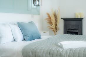 Newell Hill Cottage - 3 Bedroom - Tenby