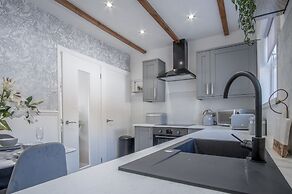 Newell Hill Cottage - 3 Bedroom - Tenby