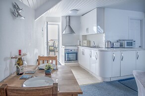 St. Julians View - 1 Bedroom - Tenby