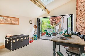 Old Bridge Post Office