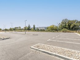 B&B HOTEL Saint-Martin-de-Crau Alpilles Camargue