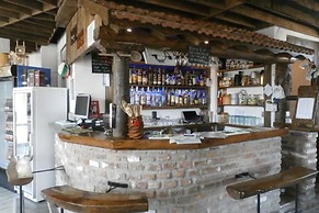 Inviting 1-bed Apartment in Aleksandrovo