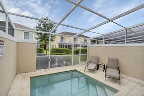 3 Bed Town Home With Splash Pool! 3 Bedroom Townhouse by RedAwning