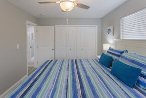 Waterfront & Pool A Star5vacations