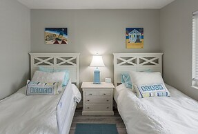 Waterfront & Pool A Star5vacations