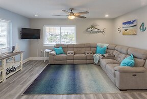 Waterfront & Pool A Star5vacations