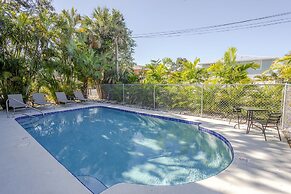 IRB Poolside Unit A Star5vacations