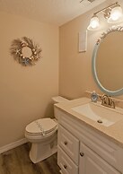 Beautiful Seashell/ Pool Star5vacations