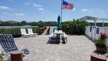 Beautiful Seashell/ Pool Star5vacations