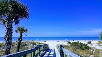 Beautiful Seashell/ Pool Star5vacations