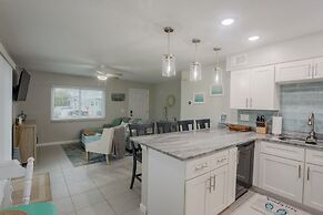 Waterfront & Pool B Star5vacations