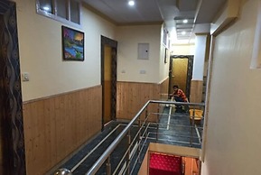 Goroomgo King Palace Shimla