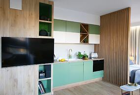 IRS ROYAL APARTMENTS- IRS Yacht Park