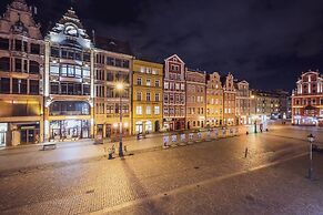 Apartment in HEART of Wroclaw-Townhall